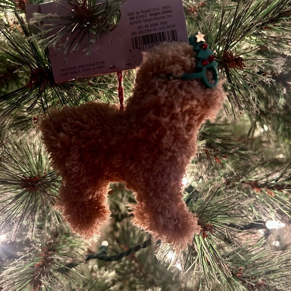 Labradoodle with Tree Glasses
Christmas Tree Ornament 2024 - Picture 4 of 4